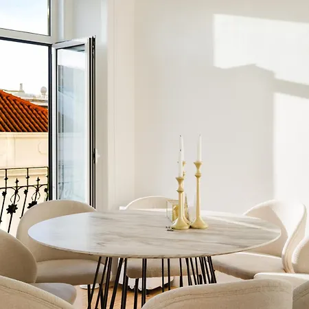 New&improved 41 Bedriver Front * Lisboa
