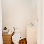 Apartment New&improved 41 Bedriver Front Lisbon
