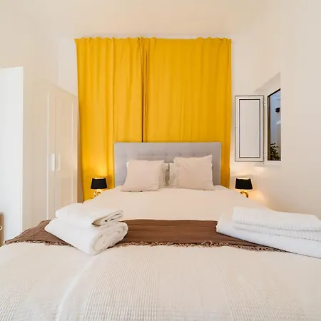 Improved 41br Riverfront Wac Lisboa